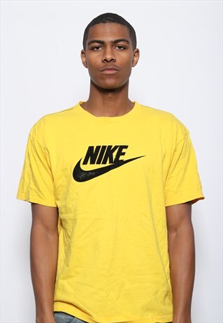 VINTAGE NIKE BIG LOGO T-SHIRT YELLOW
