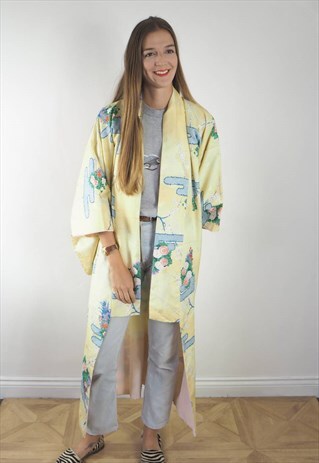 VINTAGE YELLOW KIMONO