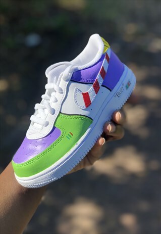 CUSTOM NIKE AIR FORCE 1'S
