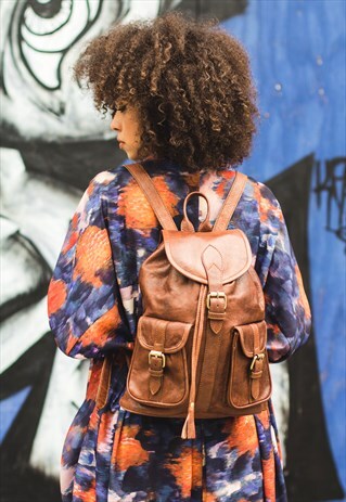 STRESSED LEATHER RUCKSACK BACKPACK IN BROWN