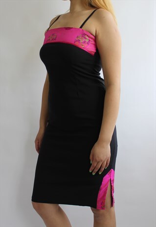 Y2K BLACK DRESS WITH CHINESE PRINT DETAIL