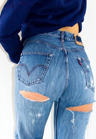 VINTAGE 90'S ASS RIP DISTRESSED 501 LEVI'S