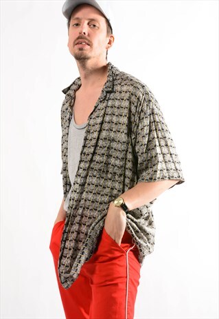 ABSTRACT PATTERN SHIRT.