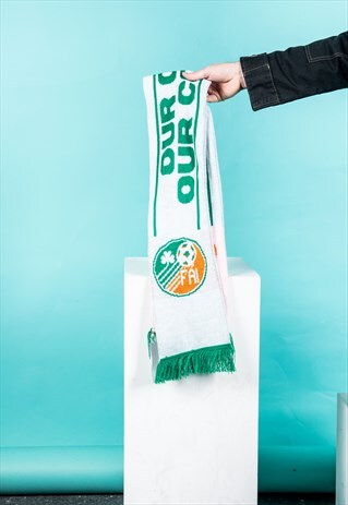 VINTAGE FOOTBALL SCARF IN GREEN, WHITE AND ORANGE