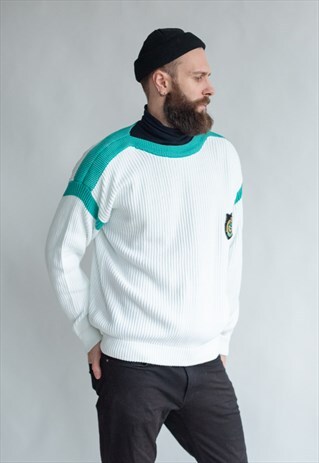 VINTAGE 80S MINIMAL MARINE JUMPER IN WHITE
