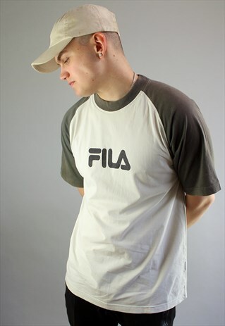 VINTAGE FILA TWO TONE TEE WITH LARGE SPELL OUT LOGO