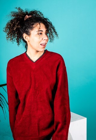 VINTAGE GAP FLEECE SWEATER IN RED WITH A V-NECK