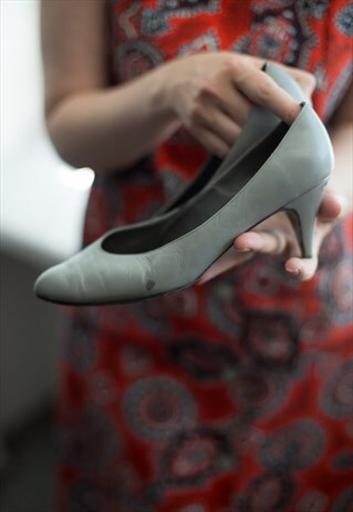 VINTAGE 80'S GREY LEATHER SHOES
