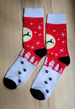 Deer Pattern Cozy Christmas Socks in Red