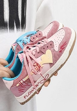 Heart patch sneakers graffiti shoes classic trainers in pink