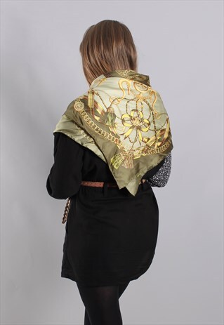 VINTAGE 80S SILK OLIVE GREEN CHAIN PATTERNED SCARF