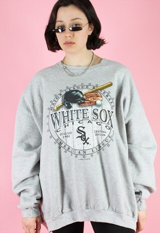 VINTAGE 90S SWEATSHIRT JUMPER IN GREY WITH WHITE SOX PRINT