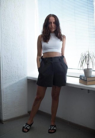 VINTAGE 80'S HIGH WAIST BROWN SHORTS