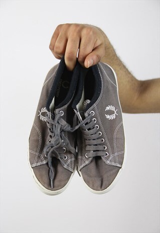 VINTAGE FRED PERRY GREY TRAINERS