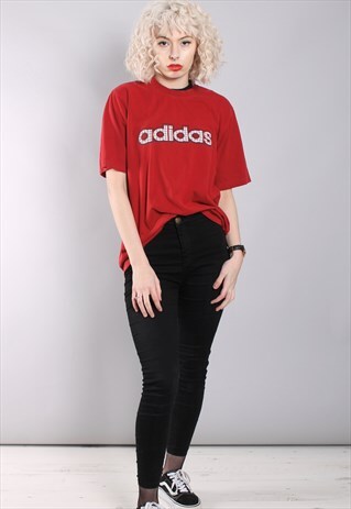 VINTAGE ADIDAS T-SHIRT