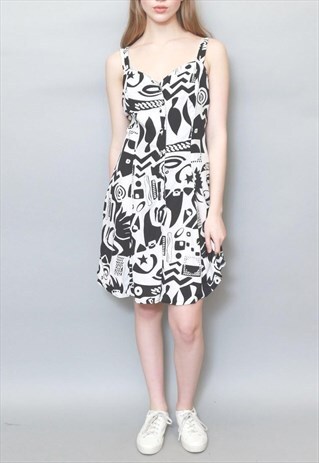 VINTAGE 1990'S BLACK AND WHITE ABSTRACT PRINT PLAYSUIT
