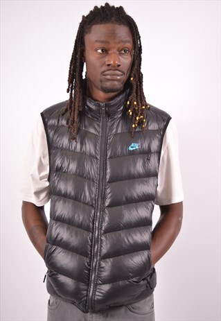 VINTAGE NIKE PADDED GILET BLACK