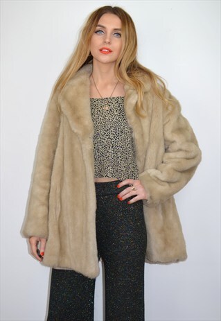 VINTAGE 60S LIGHT CREAM BLONDE FAUX FUR COAT