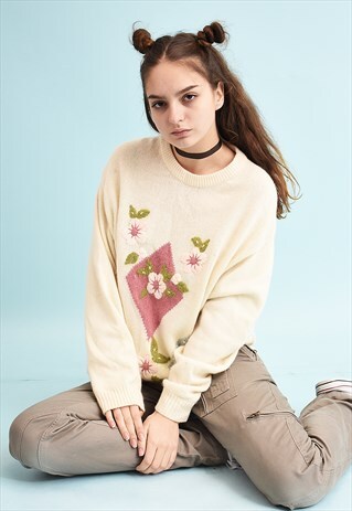 80'S RETRO FLORAL EMBROIDERY OVERSIZED CREAMY MOMS JUMPER