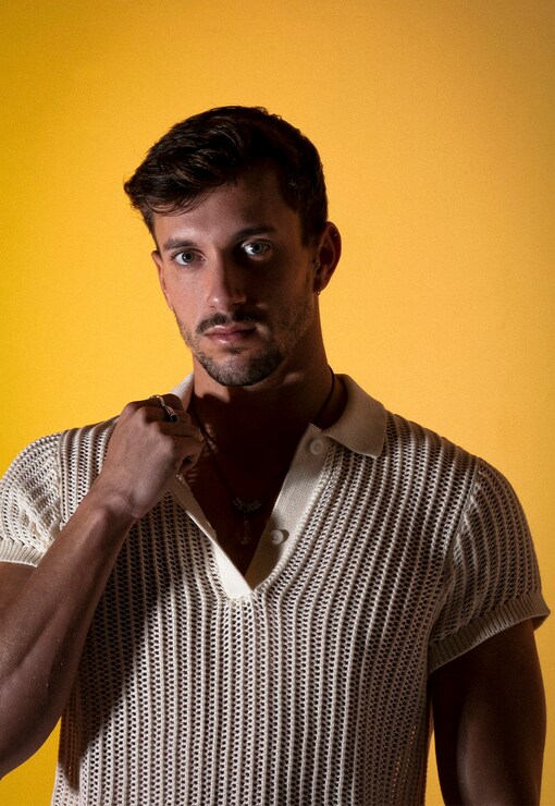 garment image