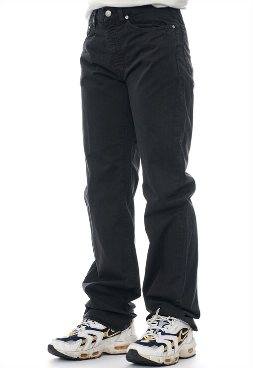 garment image