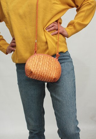 VINTAGE 80' AMAZING BEAUTIFUL ORANGE NATURAL STRAW BAG