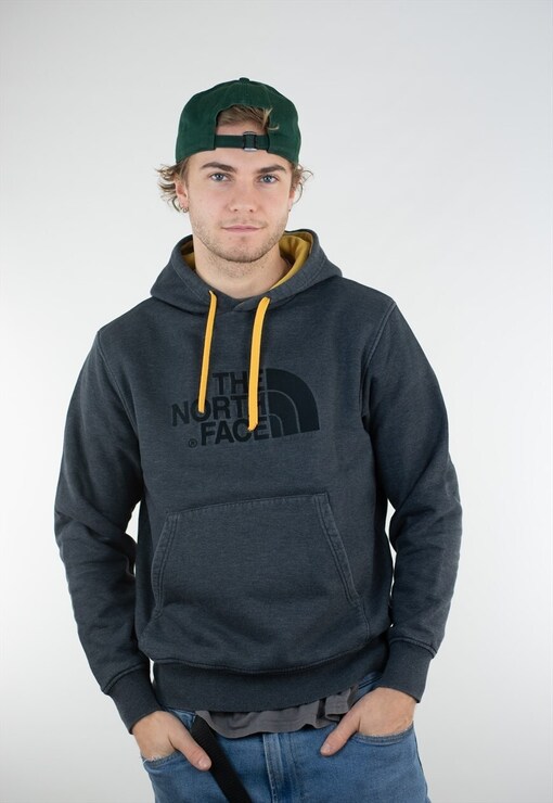 garment image