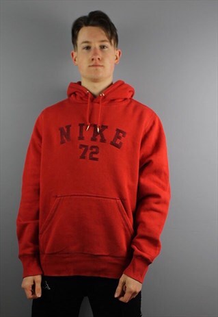 VINTAGE NIKE SWEATSHIRT IN RED WITH EMBROIDERED SPELL OUT