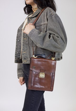 VINTAGE CAGI BROWN LEATHER HANDBAG