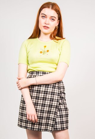 VINTAGE 70'S PASTEL GREEN KNIT FLORAL STITCHED PRINT TOP