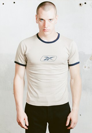 VINTAGE REEBOK T-SHIRT