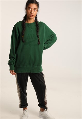 VINTAGE NIKE SWEATSHIRT