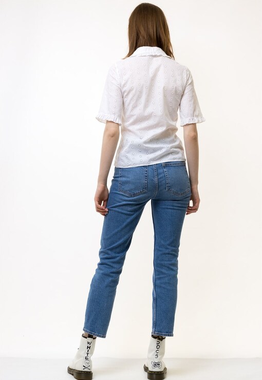 garment image
