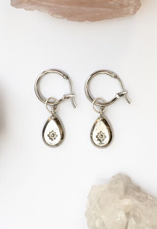 SILVER OVAL DROP EARRINGS