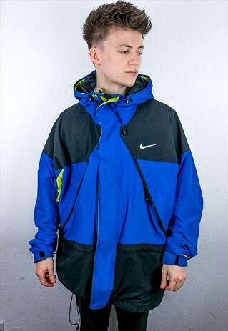 VINTAGE NIKE ACG JACKET