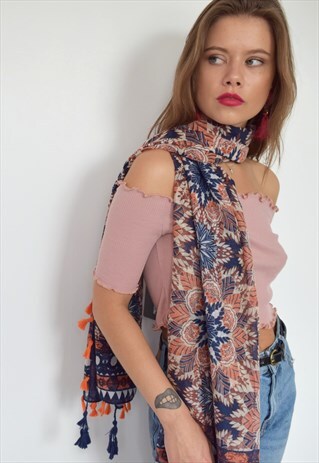 ETHNIC PRINT SCARF WITH TASSELS