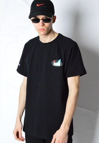 VINTAGE 90S BLACK T-SHIRT
