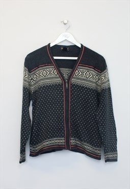 Vintage women's Woolrich sweatshirt in navy. Best fits S