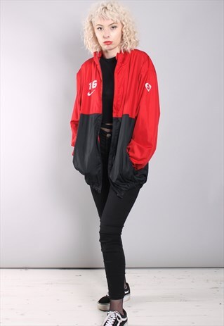 VINTAGE NIKE TRACK JACKET