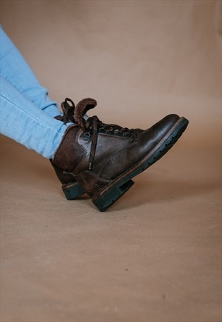 VINTAGE 90S HIKING ANKLE BOOTS