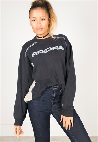 VINTAGE 90S ADIDAS SWEATSHIRT/ R0554