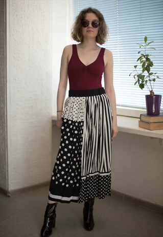 VINTAGE 80'S BLACK/WHITE PATTERNED SKIRT