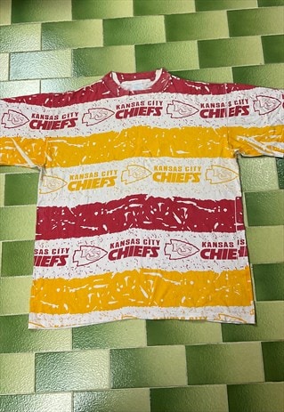 VINTAGE 90S NFL KANSAS CITY CHIEFS ALL OVER PRINT T-SHIRT XL