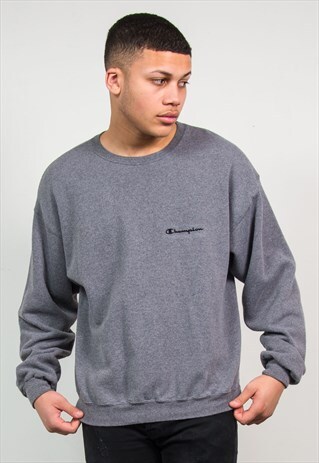 VINTAGE CHAMPION SWEATSHIRT