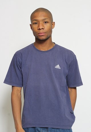 VINTAGE ADIDAS T-SHIRT