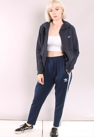 VINTAGE REEBOK HOODIE