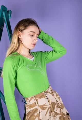 VINTAGE PUMA SPORTS T-SHIRT IN GREEN WITH A PRINT LOGO