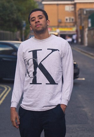 VINTAGE CALVIN KLEIN BIG LOGO LONG SLEEVE T SHIRT IN WHITE