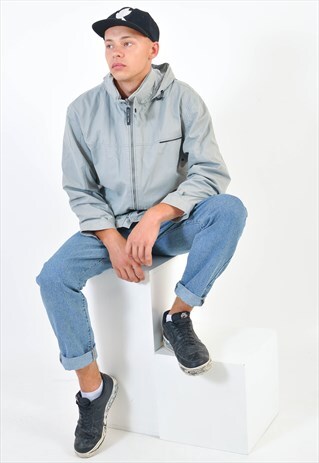 VINTAGE WINDBREAKER JACKET IN GREY