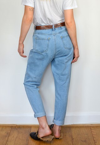 VINTAGE 90S LIGHT BLUE TAPERED STRAIGHT LEG BOYFRIEND JEANS